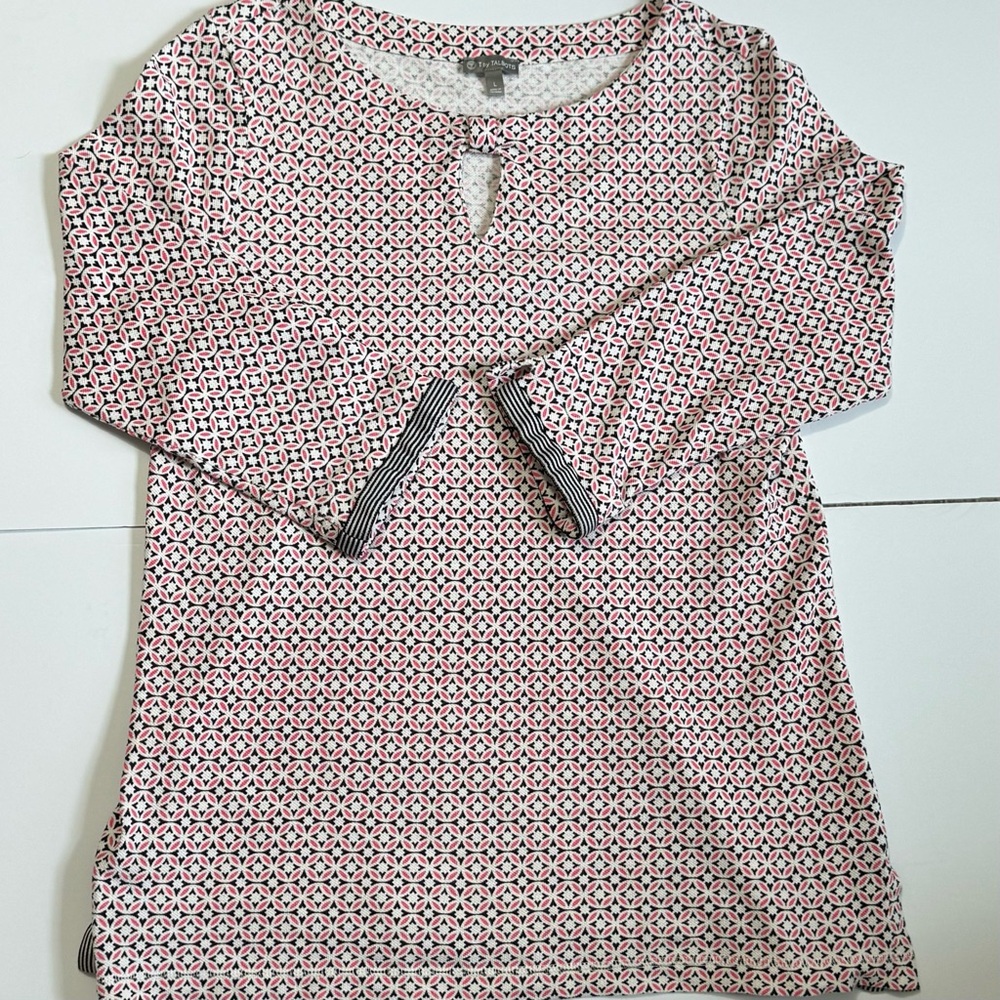 T By Talbots Large Patterned Long Sleeve Top